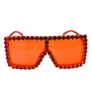 Glistening Rhinestone Rimmed Star Fashion Women Sunglasses - Red