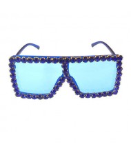 Glistening Rhinestone Rimmed Star Fashion Women Sunglasses - Blue