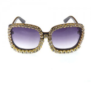 Shining Rhinestone Embellished Bold Fashion Model Style Women Sunglasses - White