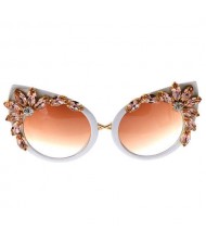 Floral Fashion Rhinestone High Fashion Cat Eye Women Sunglasses