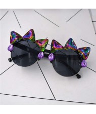 Rhinestone Rivets Embellished Punk Fashion Women Sunglasses