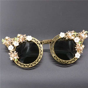 Tiny Flowers Embellished Hollow Frame Design Women Party Fashion Sunglasses