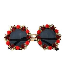 Cute Flowers Vintage Fashion Round Shape Women Costume Sunglasses - Red