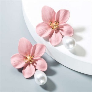 Artificial Pearl Bead Tassel Alloy Women Stud Earrings - Pink