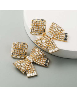 Rhinestone Bowknot Design Unique Fashion Women Alloy Costume Earrings - Golden