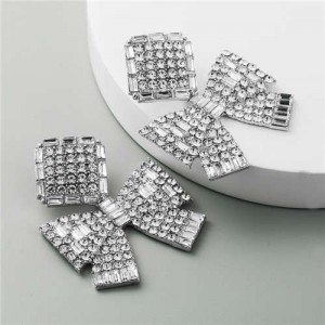 Rhinestone Bowknot Design Unique Fashion Women Alloy Costume Earrings - Silver