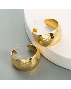 U.S. Punk Fashion Shiny Bold Hoop Design Women Costume Earrings - Golden