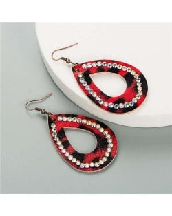 Rhinestone Rimmed Creative Hollow Waterdrop Design PU Women Costume Earrings - Red