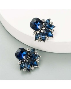 Rhinestone Floral Pattern Hot Sales Women Stud Earrings - Blue