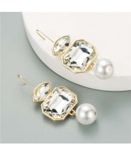 Pearl and Glass Gem Combo Design Hot Sales Women Western Fashion Stud Earrings - White