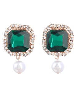 Pearl and Glass Gem Combo Design Hot Sales Women Western Fashion Stud Earrings - Green