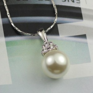 Glistening Rhinestone Paved Pearl Platinum Pendant Necklace