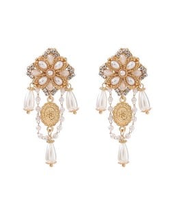 Rhinestone and Artificial Pearl Embellished Vintage Floral Pattern Western Fashion Wholesale Earrings