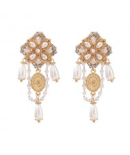Rhinestone and Artificial Pearl Embellished Vintage Floral Pattern Western Fashion Wholesale Earrings