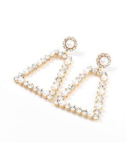 Pearl and Rhinestone Embellished Vintage Trapezoid Women Hollow Wholesale Earrings - Golden