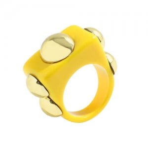 Golden Balls Inlaid U.S. High Fashion Bold Style Women Resin Wholesale Ring - Yellow