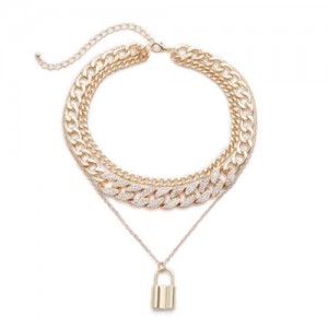 Lock Pendant Rhinestone Inlaid Cuban Link Chain Western Fashion Women Wholesale Necklace - Golden