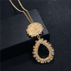 High Fashion Hollow Waterdrop Pendant Western Style Wholesale Costume Necklace - Golden
