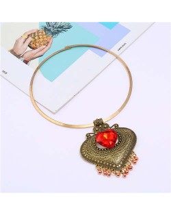 Gem Inlaid Vintage Heart Folk Style Women Wholesale Statement Necklace - Golden