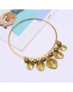 Folk Style Alloy Leaves Design Vintage Women Short Wholesale Costume Necklace - Golden