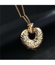 Coarse Texture Vintage Fashion Peach Heart Alloy Women Wholesale Costume Necklace - Golden
