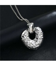 Coarse Texture Vintage Fashion Peach Heart Alloy Women Wholesale Costume Necklace - Silver