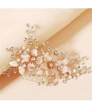 Shining Rhinestone Embellished Elegant Flowers Women Wedding Hair Comb/ Accessories