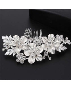 Shining Rhinestone Embellished Enamel Flowers Cluster Wedding Bridal Hair Comb - Silver