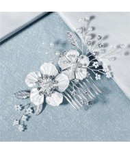 Elegant White Flowers Wedding Bridal Hair Comb/ Accessory
