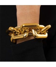 Punk Fashion Thick Alloy Chain Women Costume Bracelet - Golden