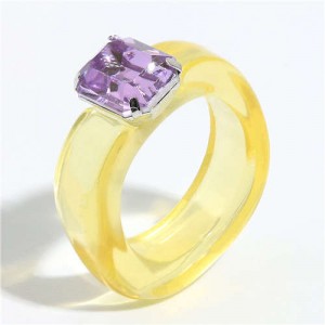 Gem Inlaid Four Claws Design Vintage Fashion Resin Ring - Yellow