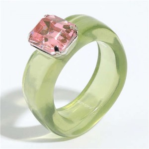Gem Inlaid Four Claws Design Vintage Fashion Resin Ring - Green