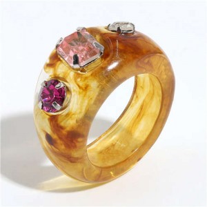 Colorful Gems Embellished Internet Celebrity Choice Vintage Fashion Resin Ring - Yellow