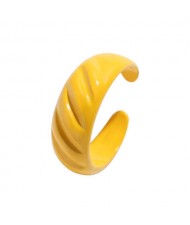 Japanese Fashion Geometric Creative Design Women Resin Ring - Yellow
