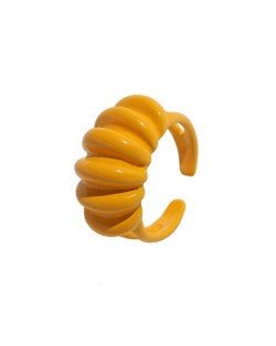Wave Pattern Design U.S. High Fashion Women Open Ring - Yellow