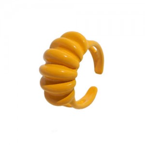 Wave Pattern Design U.S. High Fashion Women Open Ring - Yellow