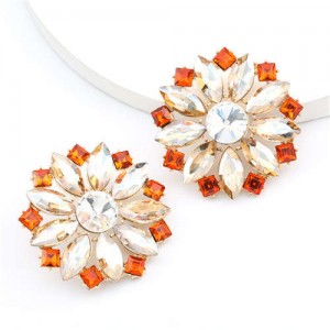 Super Shining Rhinestone Flower Design U.S. High Fashion Women Stud Wholesale Earrings - Golden