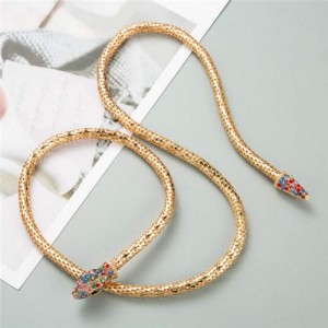 Creative Golden Snake Design Rhinestone Women Wholesale Necklace - Multicolor