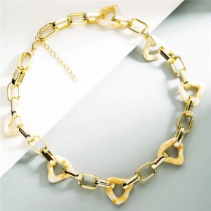 Wholesale Jewelry Triangles Element Design Western Fashion Necklace - Khaki