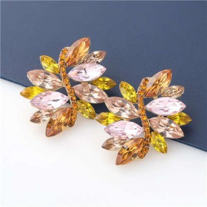 High Fashion Wholesale Jewelry Rhinestone Unique Floral Design Women Party Costume Earrings - Champagne