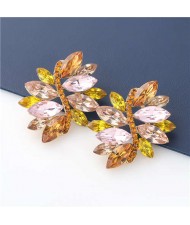 High Fashion Wholesale Jewelry Rhinestone Unique Floral Design Women Party Costume Earrings - Champagne