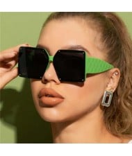 Stylish Bold Square Frame Embossing Design Women Cool Fashion Wholesale Sunglasses - Green