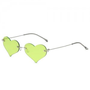 Sweet Heart Style Simple Fashion Frameless Lady Wholesale Sunglasses - Green