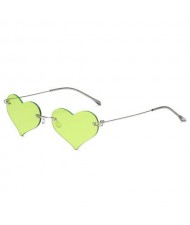 Sweet Heart Style Simple Fashion Frameless Lady Wholesale Sunglasses - Green