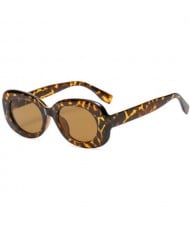 Oval Frame Design Hip-hop High Fashion Wholesale Women Sunglasses - Leopard