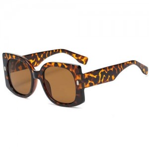 Vintage Style Internet Celebrities Choice Mini Rivet Decorated Square Frame Fashion Women Wholesale Sunglasses - Leopard