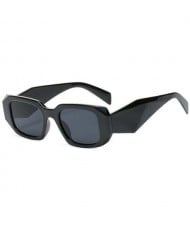 Summer Fashion Portable Geometric Frame Design Women Wholesale Sunglasses - Black