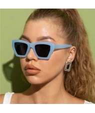 Wholesale Sunglasses Irregular Resin Frame U.S. Popular Fashion Women/ Men Sunglasses - Blue
