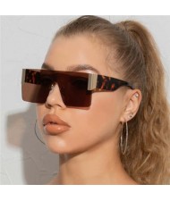 Bold Summer Fashion Frameless Big Square Broadside Legs Women/ Men Wholesale Sunglasses - Brown
