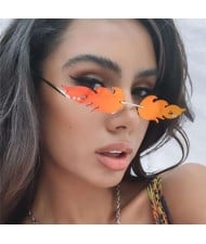 6 Colors Available Unique Flame Design Women Party Fashion Wholesale Sunglasses